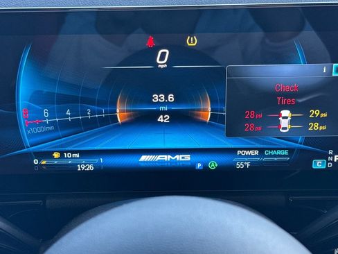 New 2025 Mercedes-Benz GLA 35 AMG AMG GLA 35 image 17