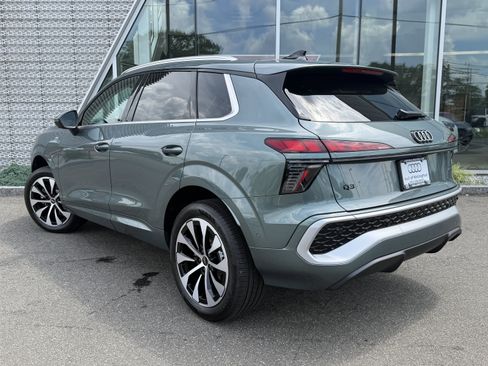 New 2026 Audi Q3 quattro 2.0T AWD/4WD image 3