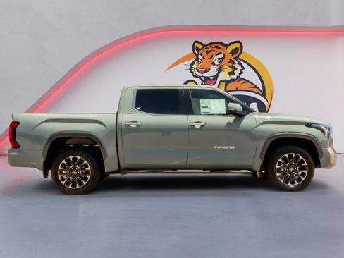 Used 2026 Toyota Tundra Limited AWD/4WD image 4