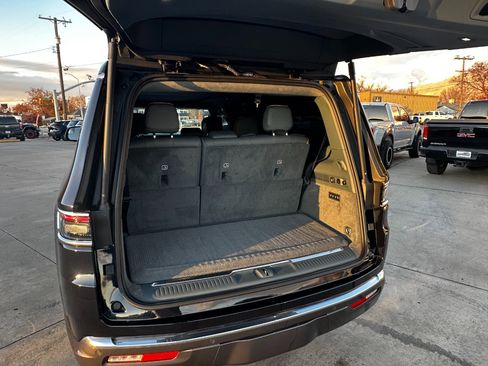Used 2022 Jeep Grand Wagoneer Series II w/ Flexible Seating Group image 64
