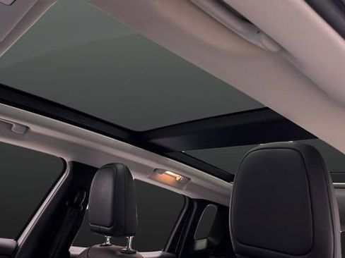 Used 2021 Jeep Renegade Limited w/ Sun & Sound Group image 12