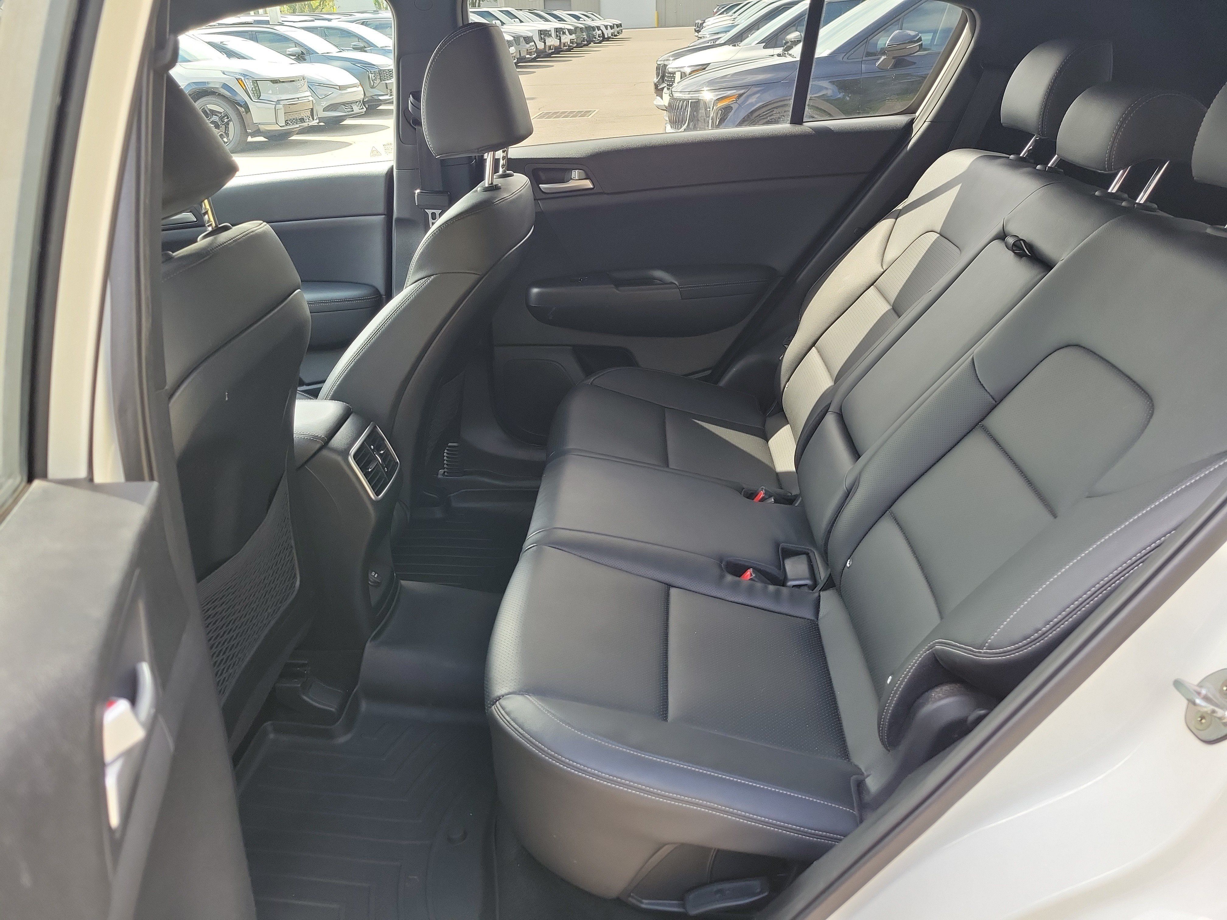 Used 2020 Kia Sportage S FWD image 15