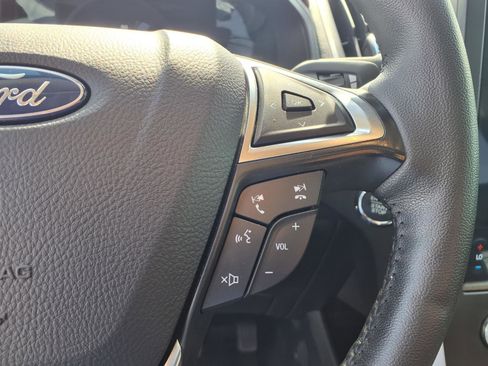 Used 2024 Ford Edge SEL w/ Convenience Package image 15