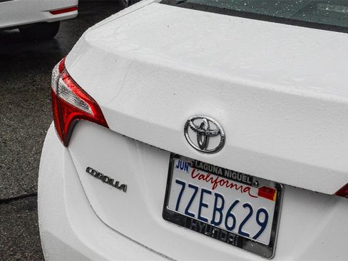 Used 2015 Toyota Corolla LE image 8