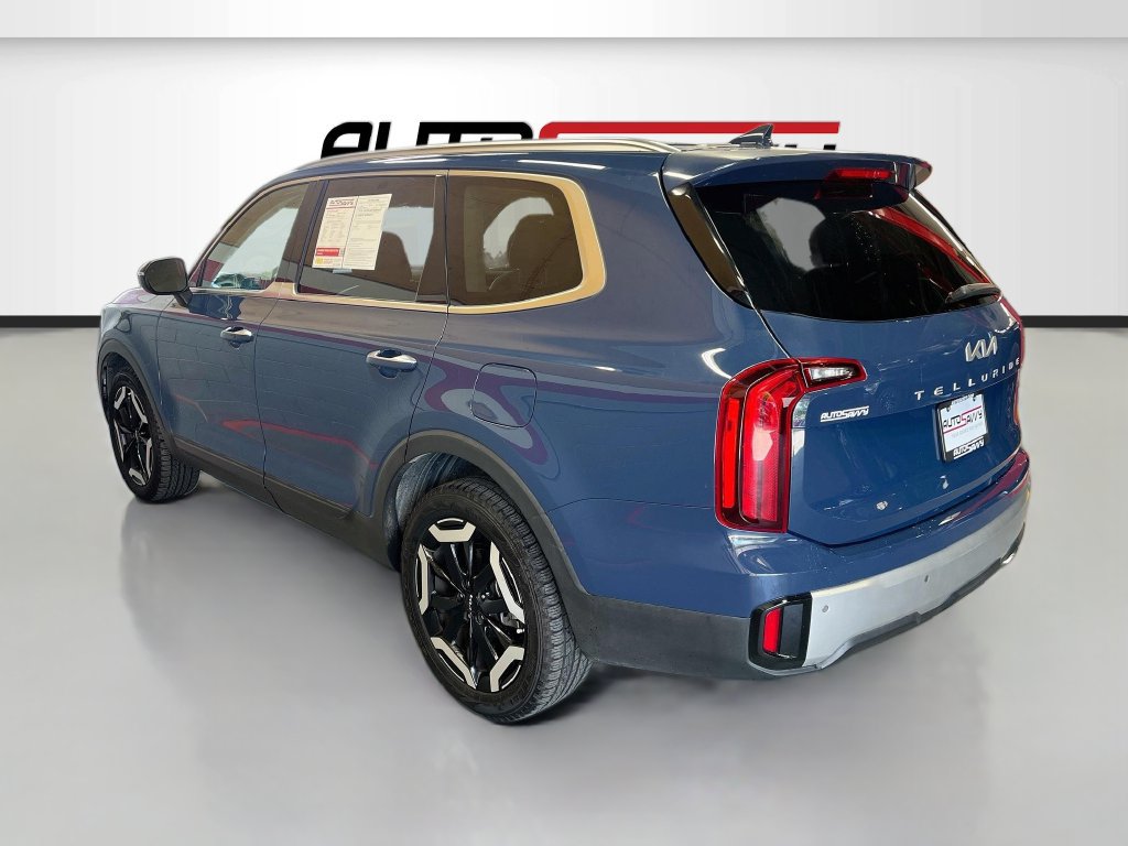Used 2024 Kia Telluride S w/ S Sunroof Package FWD image 5