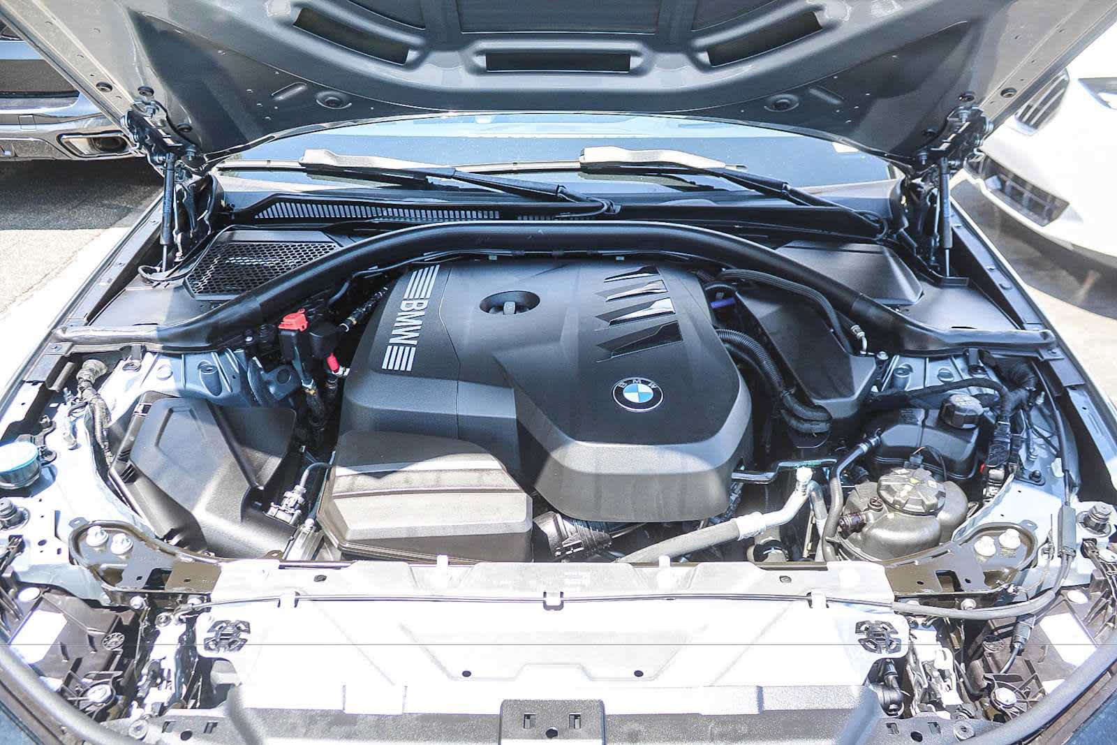 Used 2026 BMW 330i Sedan w/ Premium Package RWD image 27
