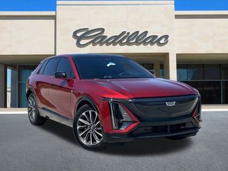 New 2025 Cadillac Lyriq Sport video 2