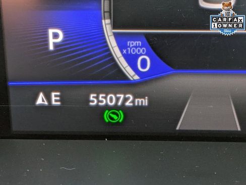 Used 2022 Volkswagen Tiguan SE w/ Panoramic Sunroof Package image 17