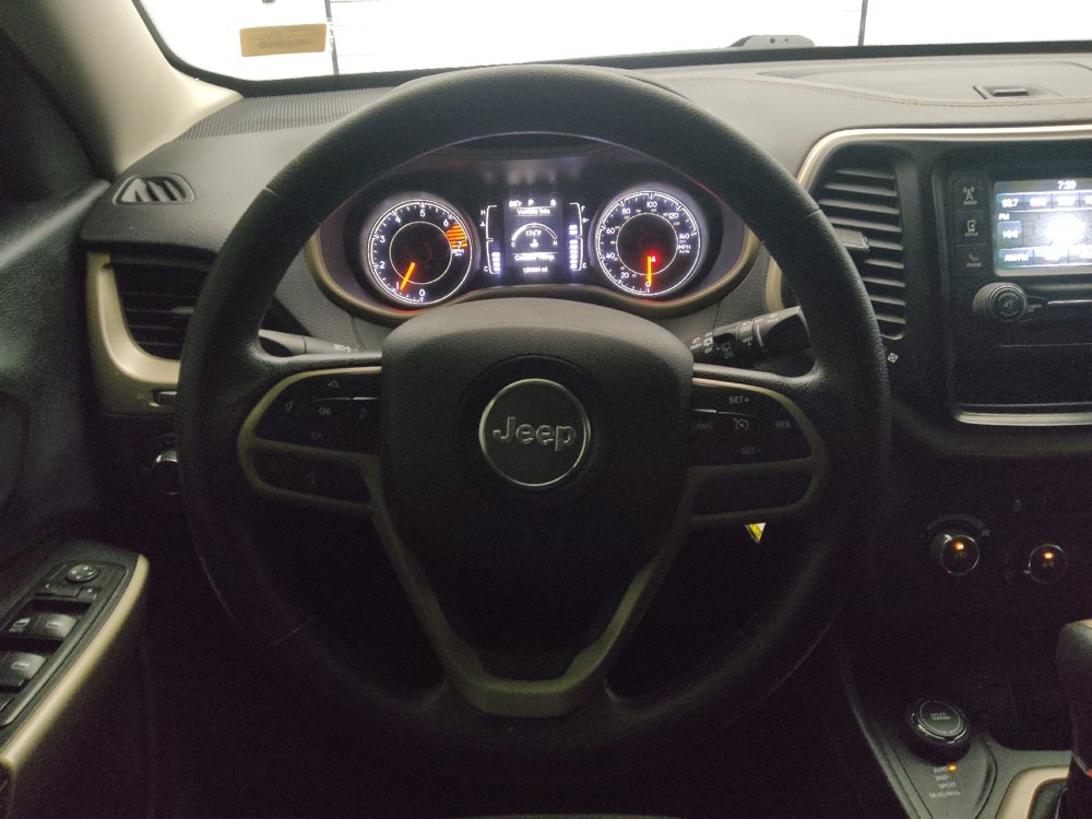 Used 2017 Jeep Cherokee Sport AWD/4WD image 22