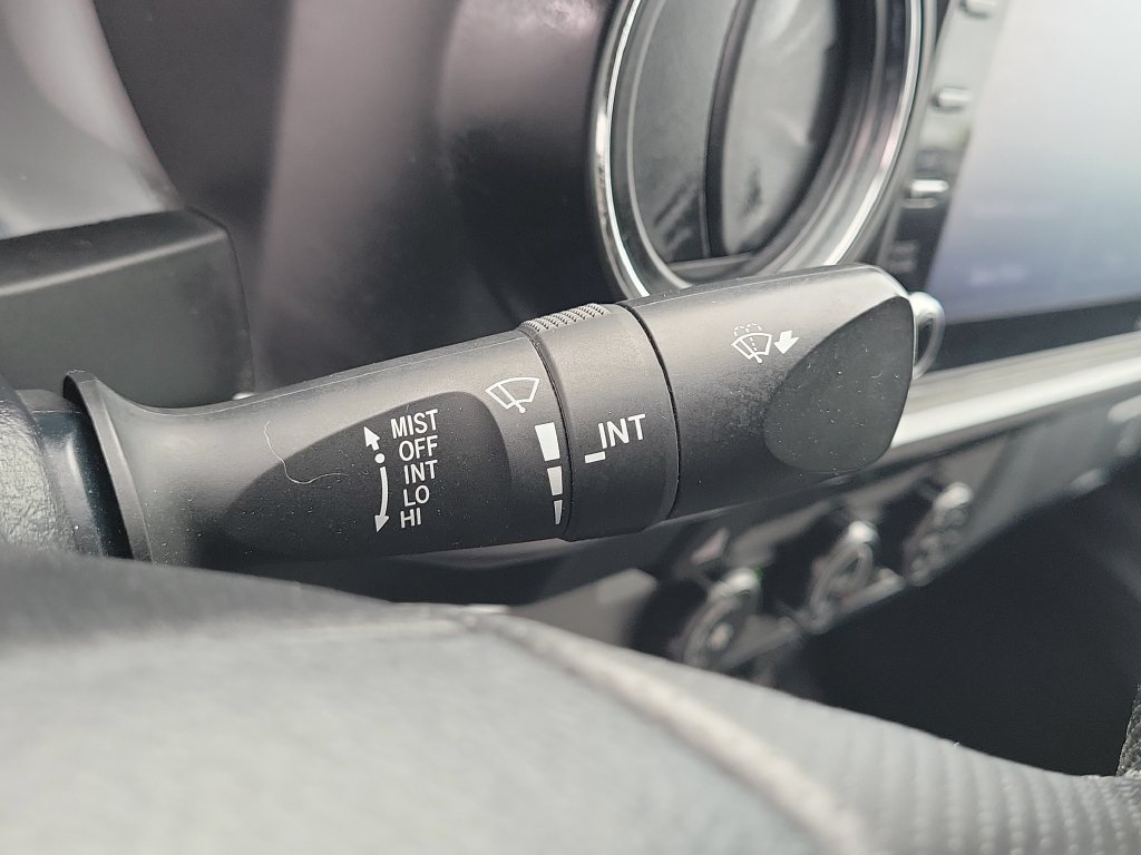 Certified 2020 Toyota Tacoma SR5 RWD image 12