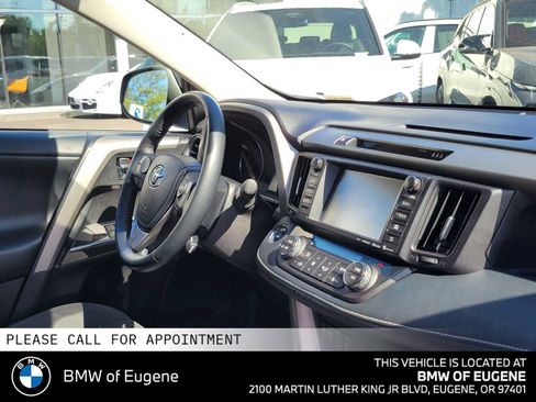 Used 2018 Toyota RAV4 Adventure AWD/4WD image 12
