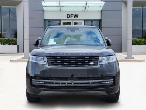 New 2026 Land Rover Range Rover Long Wheelbase SE image 2