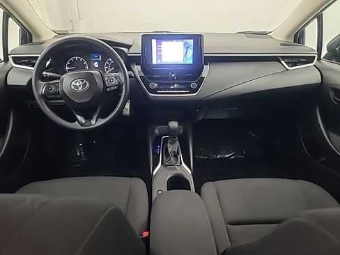 Used 2025 Toyota Corolla LE FWD image 22