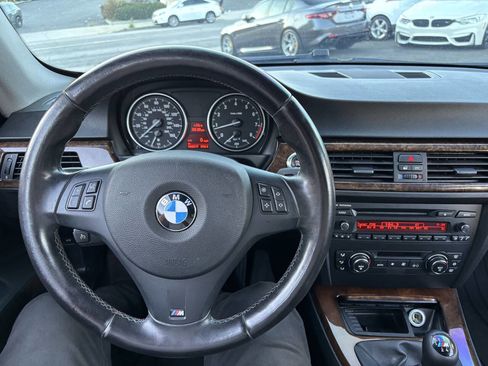 Used 2008 BMW 335i Coupe image 11