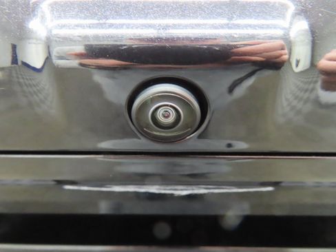 Used 2024 Ford F150 Platinum w/ FX4 Off-Road Package image 44