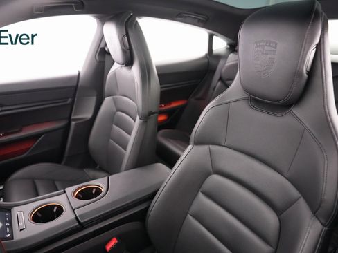 Used 2021 Porsche Taycan 4S image 9