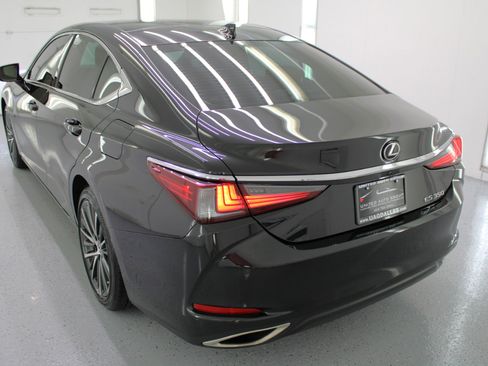 Used 2022 Lexus ES 350 Premium image 7