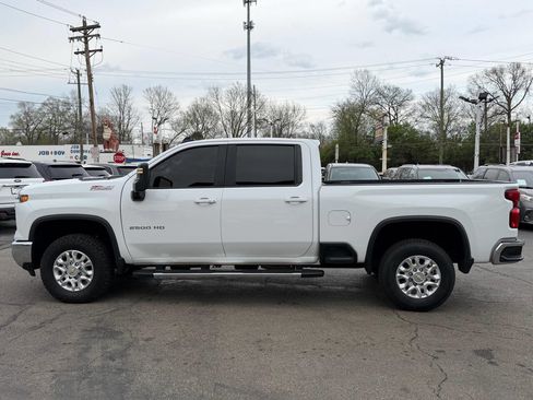 Used 2024 Chevrolet Silverado 2500 LT image 5