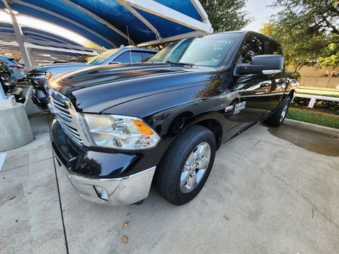 Used 2019 RAM 1500 Lone Star RWD image 3
