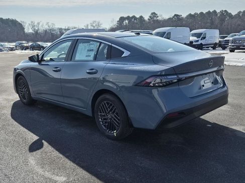 New 2026 Nissan Sentra SV image 7