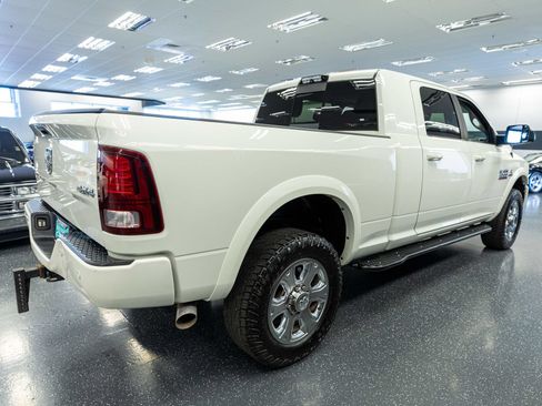Used 2018 RAM 2500 Laramie w/ Sport Appearance Group AWD/4WD image 5