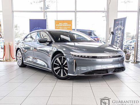 Used 2024 Lucid Air Touring AWD/4WD image 3