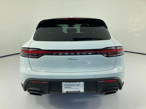Certified 2022 Porsche Macan image 23