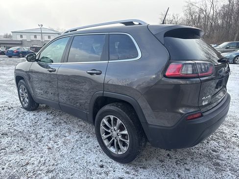 Used 2019 Jeep Cherokee Latitude Plus w/ Comfort/Convenience Group image 7