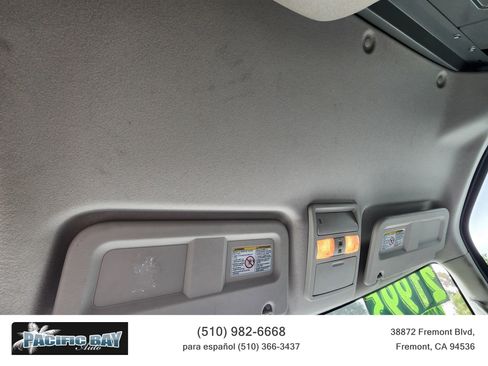 Used 2020 Nissan NV 2500 SV image 25