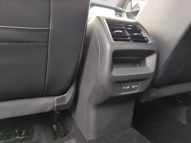 New 2026 Volkswagen Tiguan SE R-Line FWD image 25