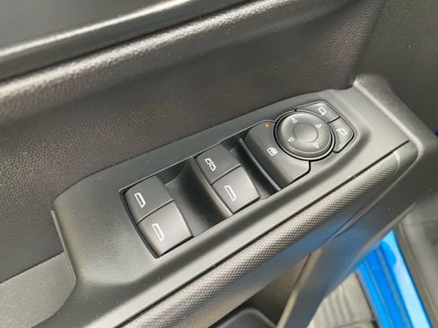 Used 2023 Chevrolet Silverado 1500 Custom image 17