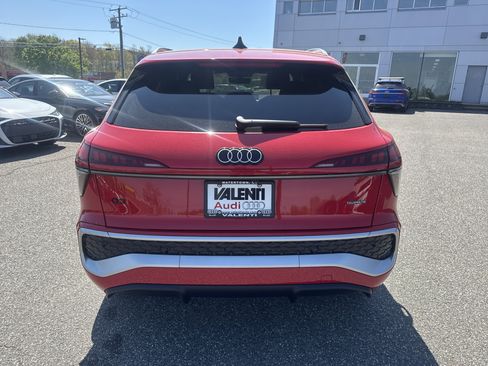 New 2026 Audi Q3 quattro 2.0T AWD/4WD image 5