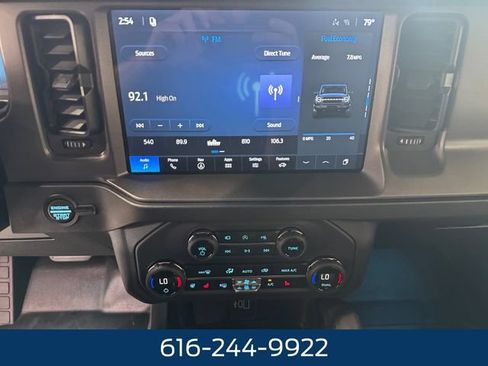 New 2026 Ford Bronco Badlands AWD/4WD image 3