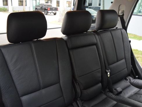 Used 2005 Mercedes-Benz ML 350 4MATIC image 49