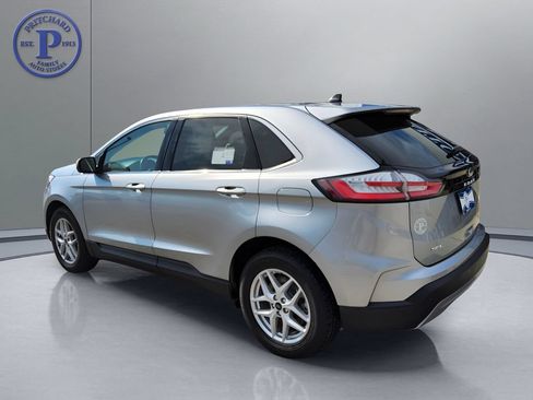 Used 2024 Ford Edge SEL AWD/4WD image 5