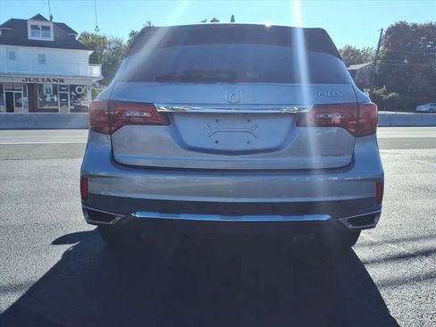 Used 2017 Acura MDX SH-AWD image 3