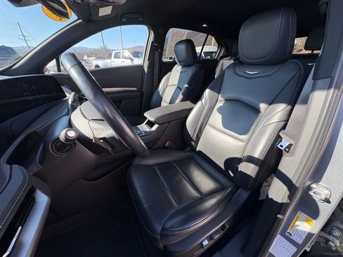 Used 2024 Cadillac XT4 Premium Luxury image 28