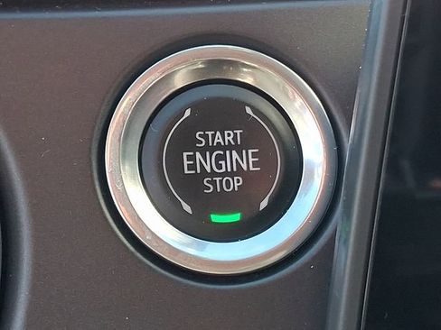 Used 2023 Chevrolet Blazer LT image 22