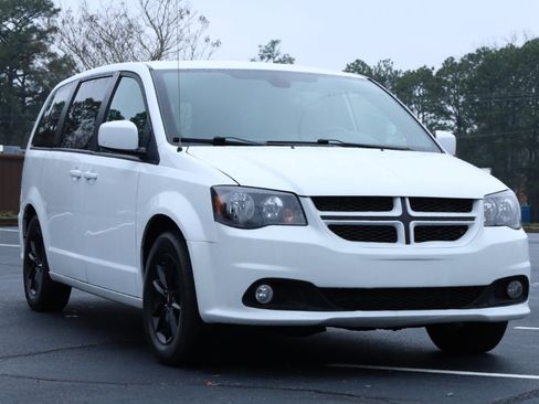 Used 2020 Dodge Grand Caravan GT image 6