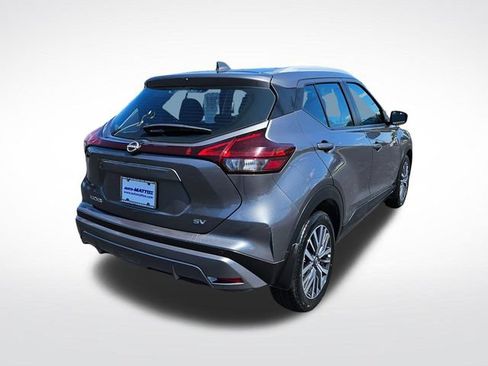 Used 2023 Nissan Kicks SV FWD image 5