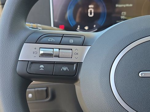 Used 2026 Hyundai Tucson SE image 16