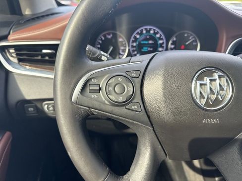 Used 2019 Buick Enclave Avenir w/ Avenir Technology Package image 17