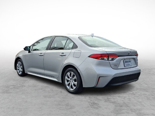Used 2024 Toyota Corolla LE FWD image 4