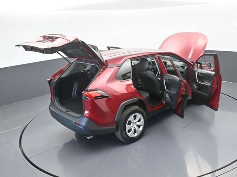 Used 2024 Toyota RAV4 LE image 69