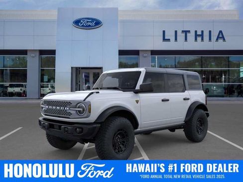 New 2026 Ford Bronco Badlands w/ Sasquatch Package AWD/4WD image 1