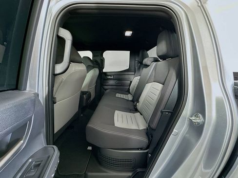 Certified 2025 Toyota Tacoma TRD Sport image 23