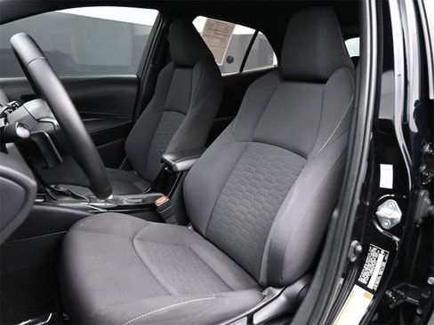 Used 2022 Toyota Corolla SE image 14