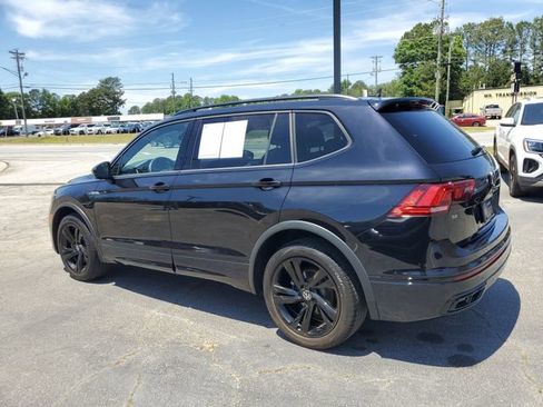 Used 2024 Volkswagen Tiguan SE R-Line FWD image 6