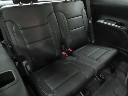 Used 2023 GMC Acadia SLT w/ Elevation Edition FWD image 24