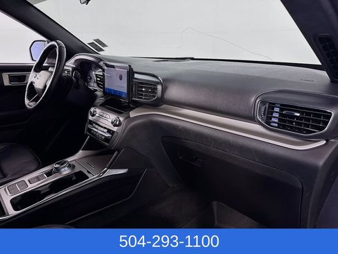 Used 2020 Ford Explorer XLT w/ Equipment Group 202A RWD image 30